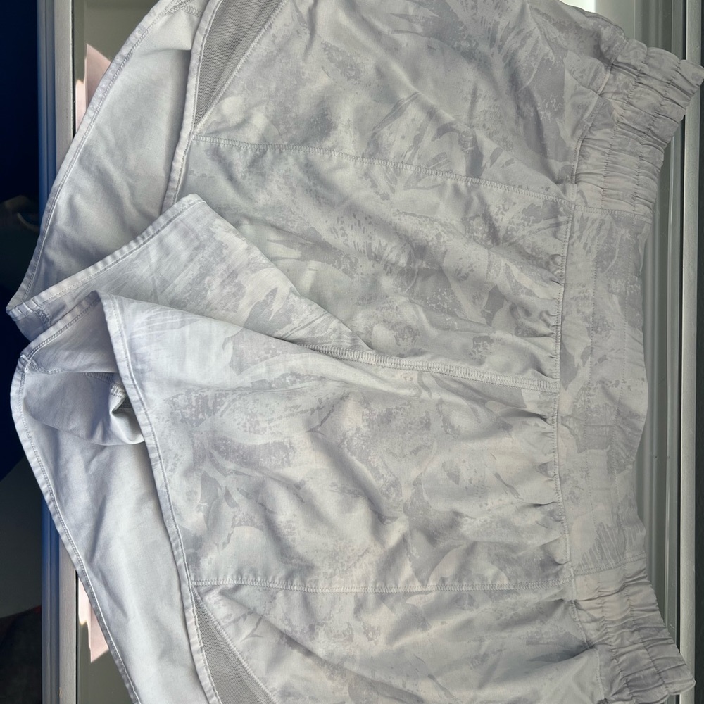 LULU HOTTY HOT SIZE 12 TALL WHITE